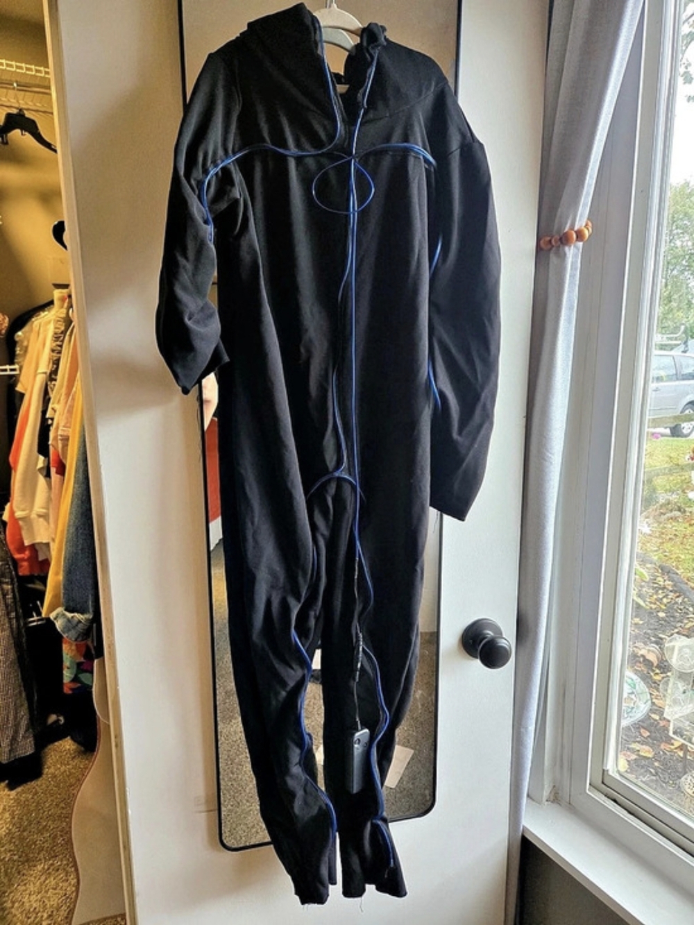 Spirit Halloween Blue Light-Up Stick Figure Halloween Costume Boys Medium Black